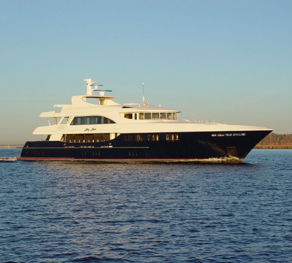 motor yacht lady linda